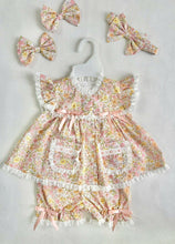 Load image into Gallery viewer, Peach Dainty Floral Cotton Short Pyjamas